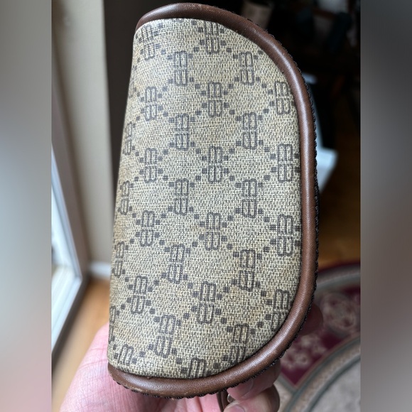 Authentic VTG Balenciaga Small Pouch (Rare design) - Picture 7 of 9